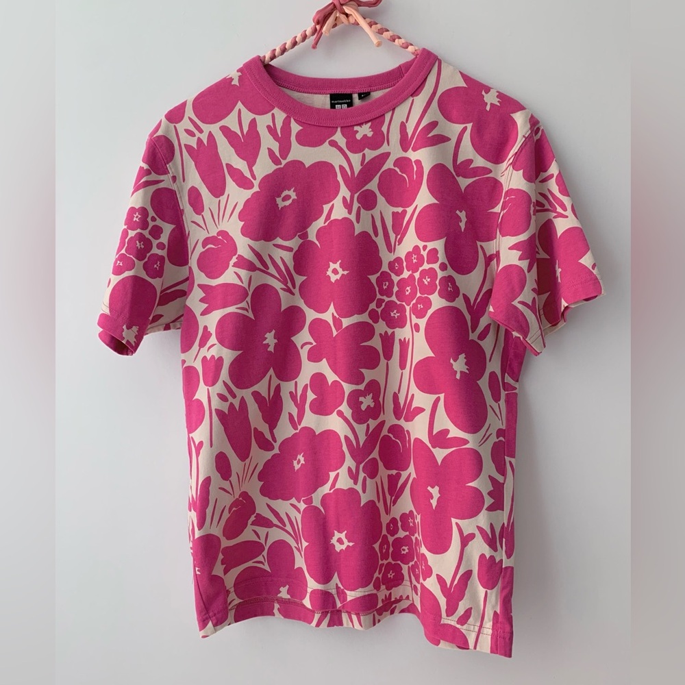 Marimekko x Uniqlo Pink Floral Crewneck Tee